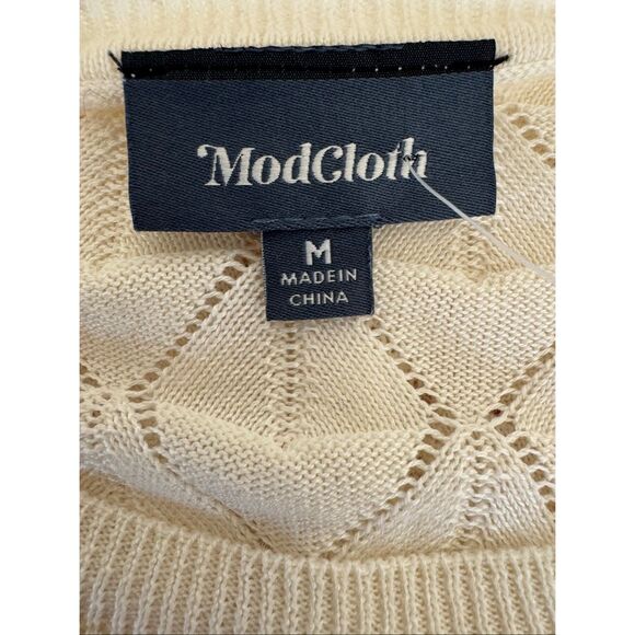 ModCloth women’s M looking lively white ivory knit sweater diamond textured patt - Picture 6 of 7